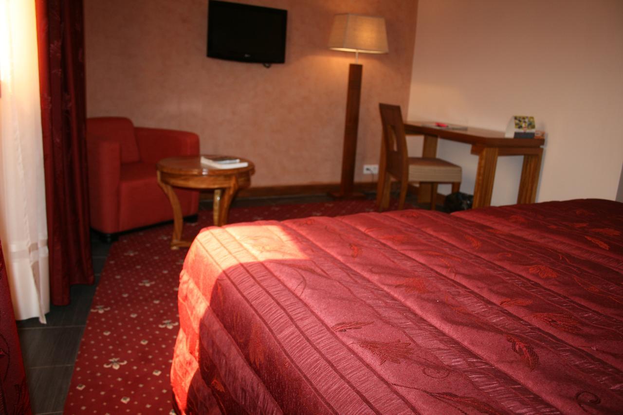 Hotel Fleur De Lys Almadies ダカール エクステリア 写真