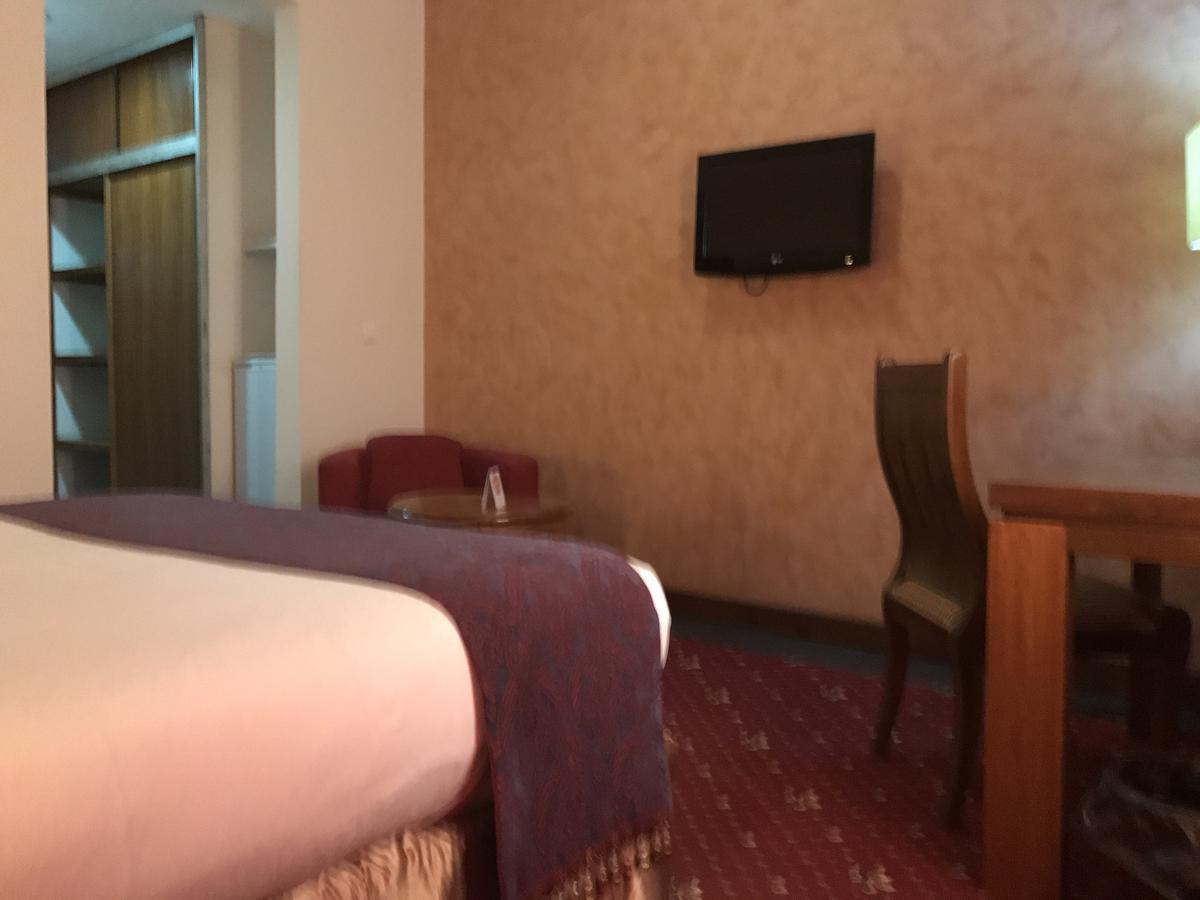 Hotel Fleur De Lys Almadies ダカール エクステリア 写真